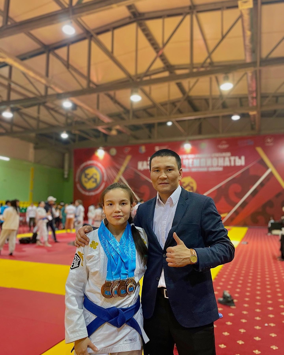 Студенка 1 курса Нурлан Улжан награждена званием "Мастер спорта Республики Казахстан"