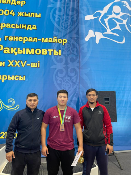 Студент группы ФКС-15 Зен Бейбарыс занял 3 место на международном турнире